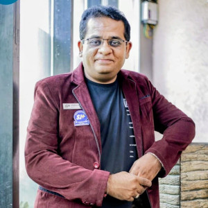 Dr Bhavik Parikh